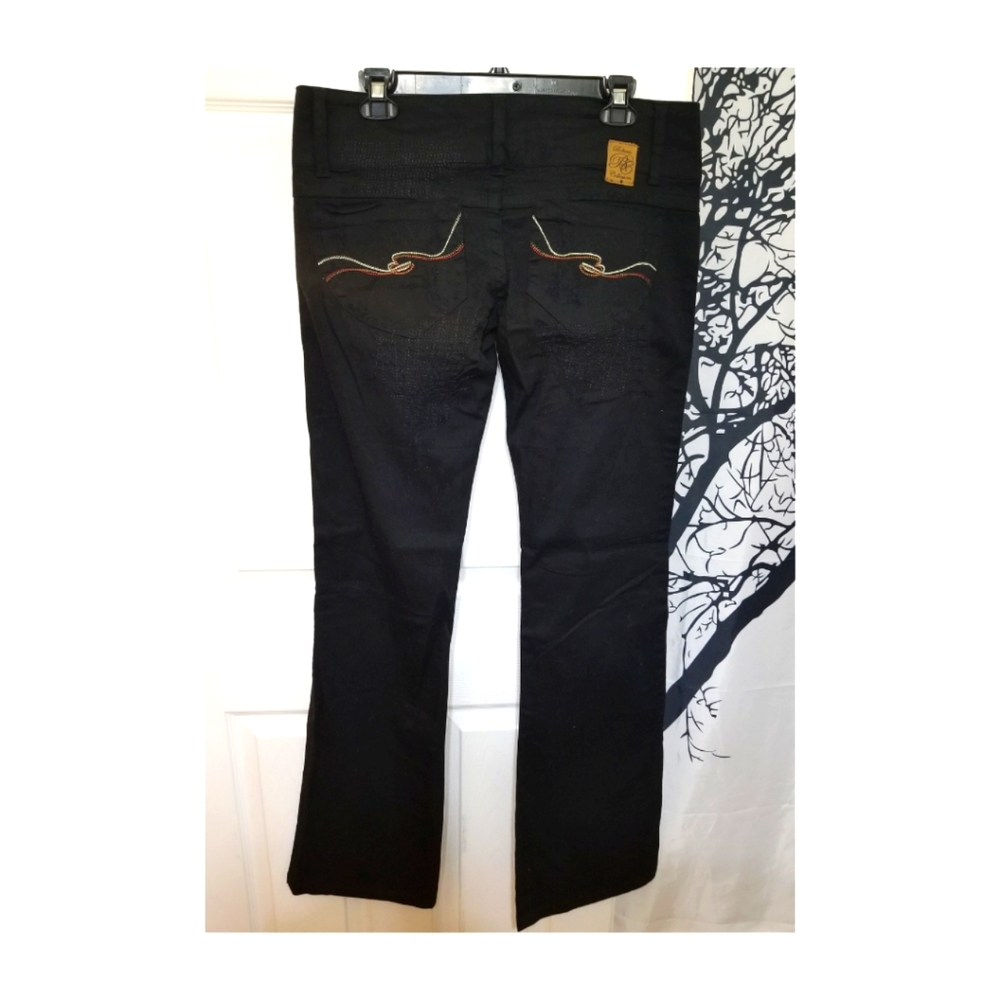 NEW Bebina by Johana Nandez Straight Leg Distressed Detailed Jeans Low Rise 34
